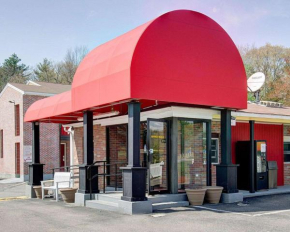  Econo Lodge Sharon  Шарон
